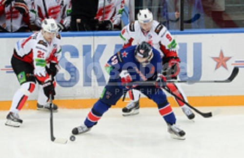 Стала известна причина смерти омского хоккеиста Шаталова