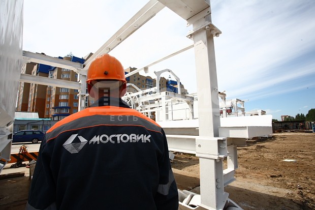 Бывшим работникам "Мостовика" за две недели выплатили 415 миллионов