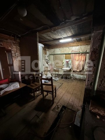 Омск, улица Кемеровская 7 Омск, улица Кемеровская 7