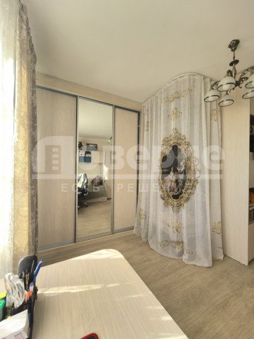ул. Ватутина 24к1 3 ул. Ватутина 24к1 3