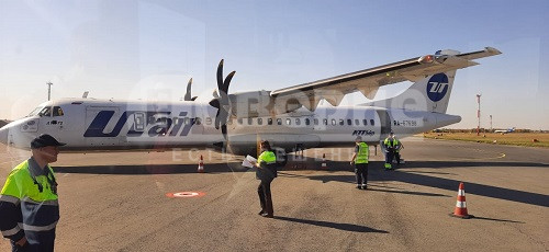 В аэропорту Омска совершил аварийную посадку самолет "ЮВТ Аэро"